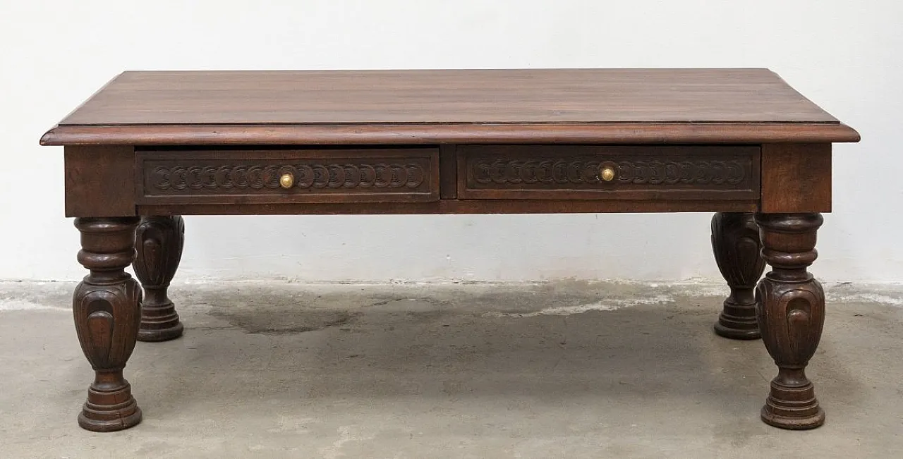 Tavolo basso in legno di noce, '900 1