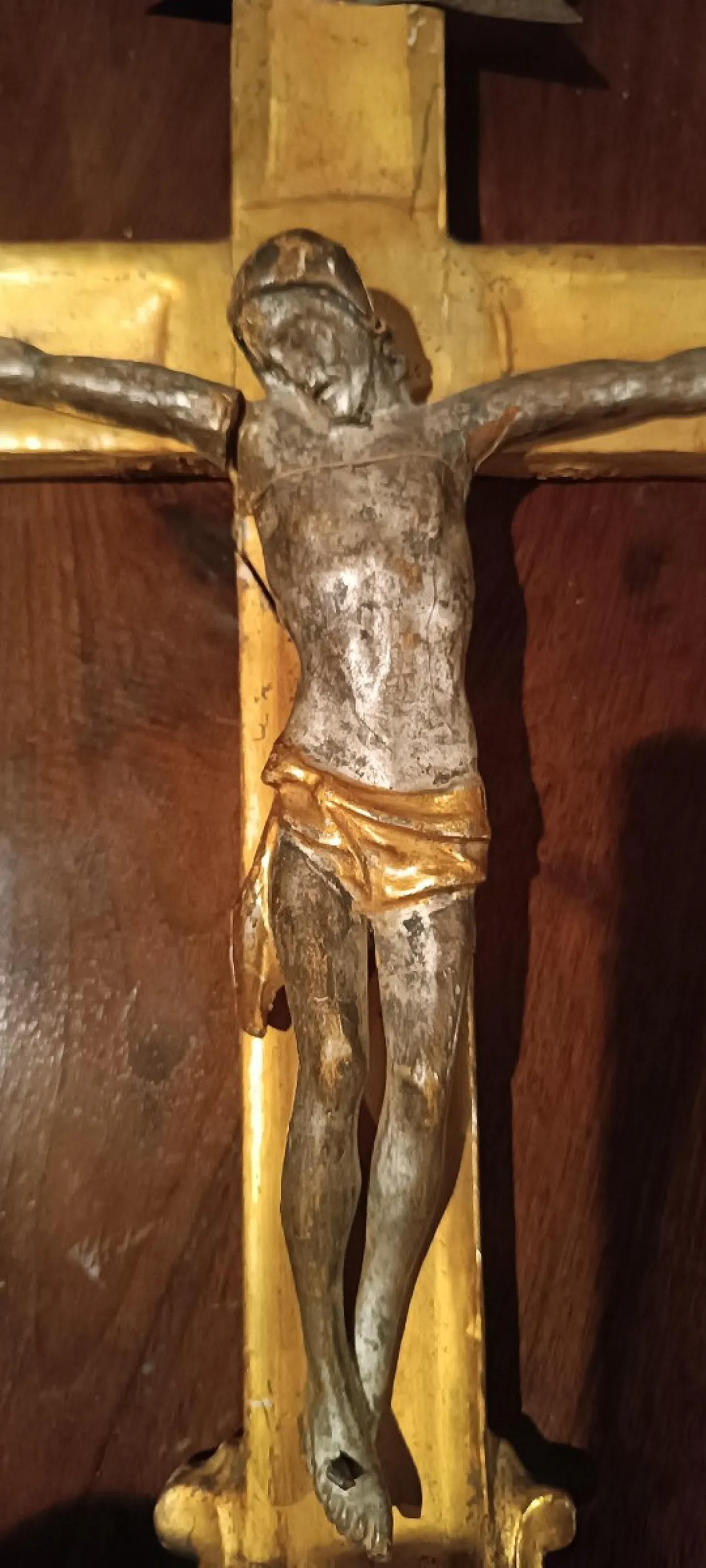 Gilded wooden crucifix, 18th century 2