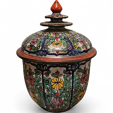 Benjarong porcelain vase, Thailand, early 20th century