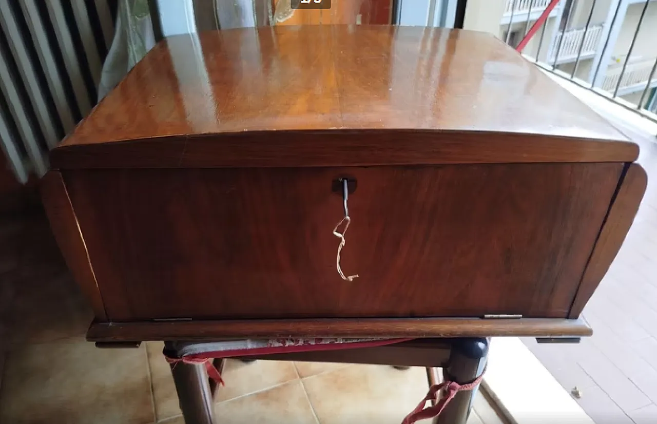 Three-drawer lined wooden cutlery holder, early 20th century 1