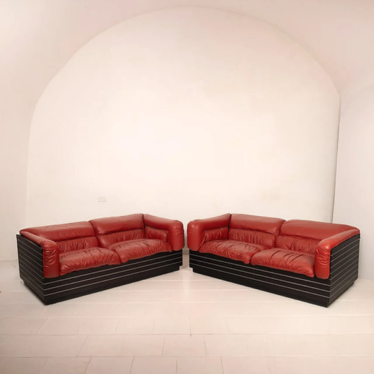 Pair of Strato sofas by Giovanni Offredi for Saporiti, 1970s 1
