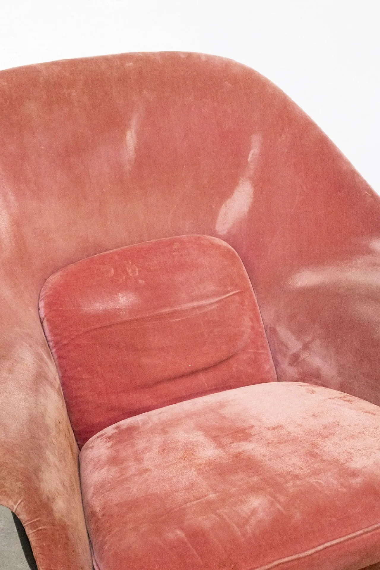 Eero Saarinen Womb chair for Knoll, 1960s 5