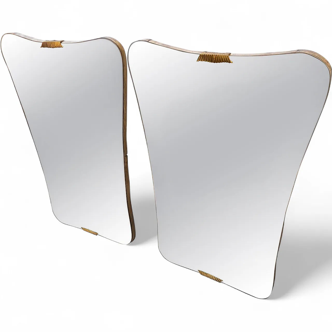 Coppia di specchi da parete in legno e ottone di Gio Ponti, anni '50 20