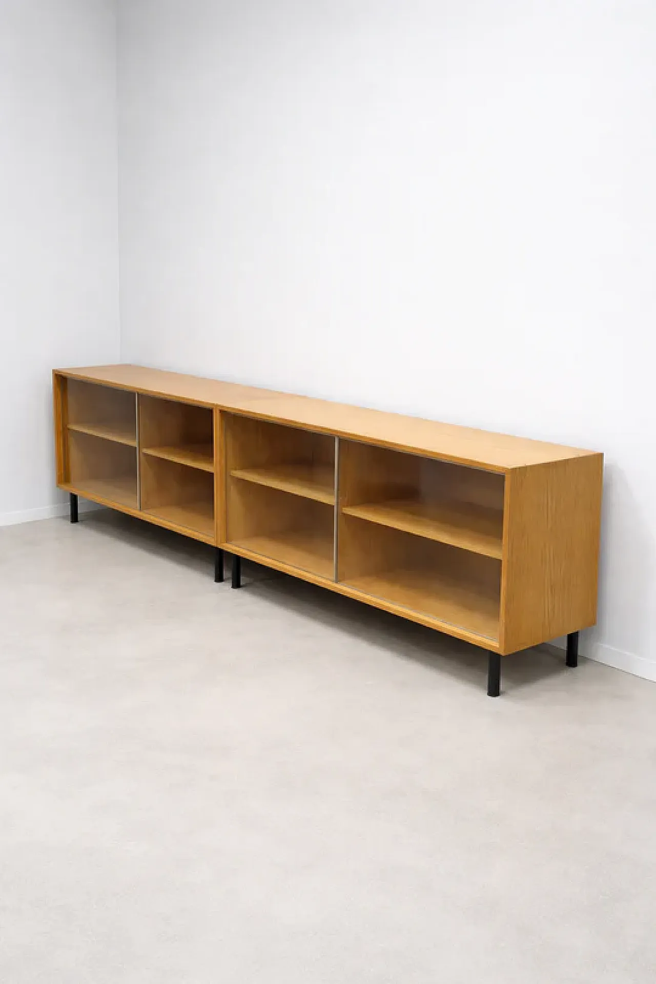 Cassettiera retrò di Jiří Jiroutek, anni '60 4