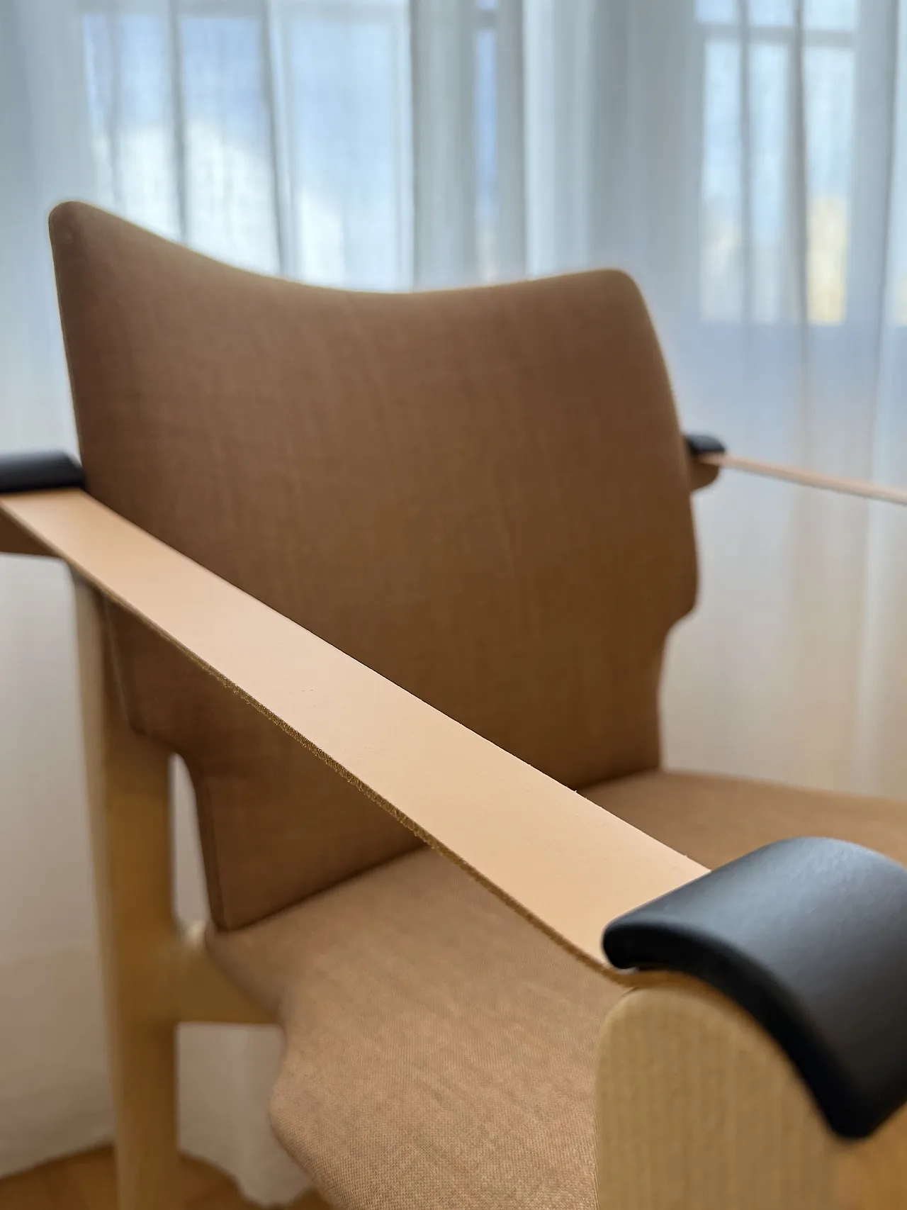 Coppia Poltroncine Luba di Philippe Starck per Andreu World, anni 2000 4