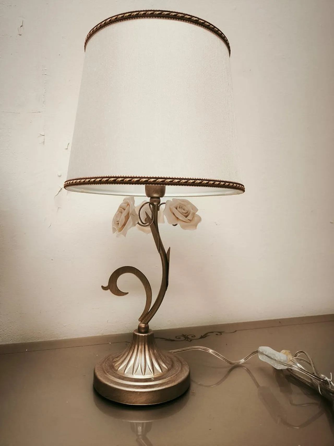 Pair of lamps with ceramic roses and fabric lampshades, 1980s 8