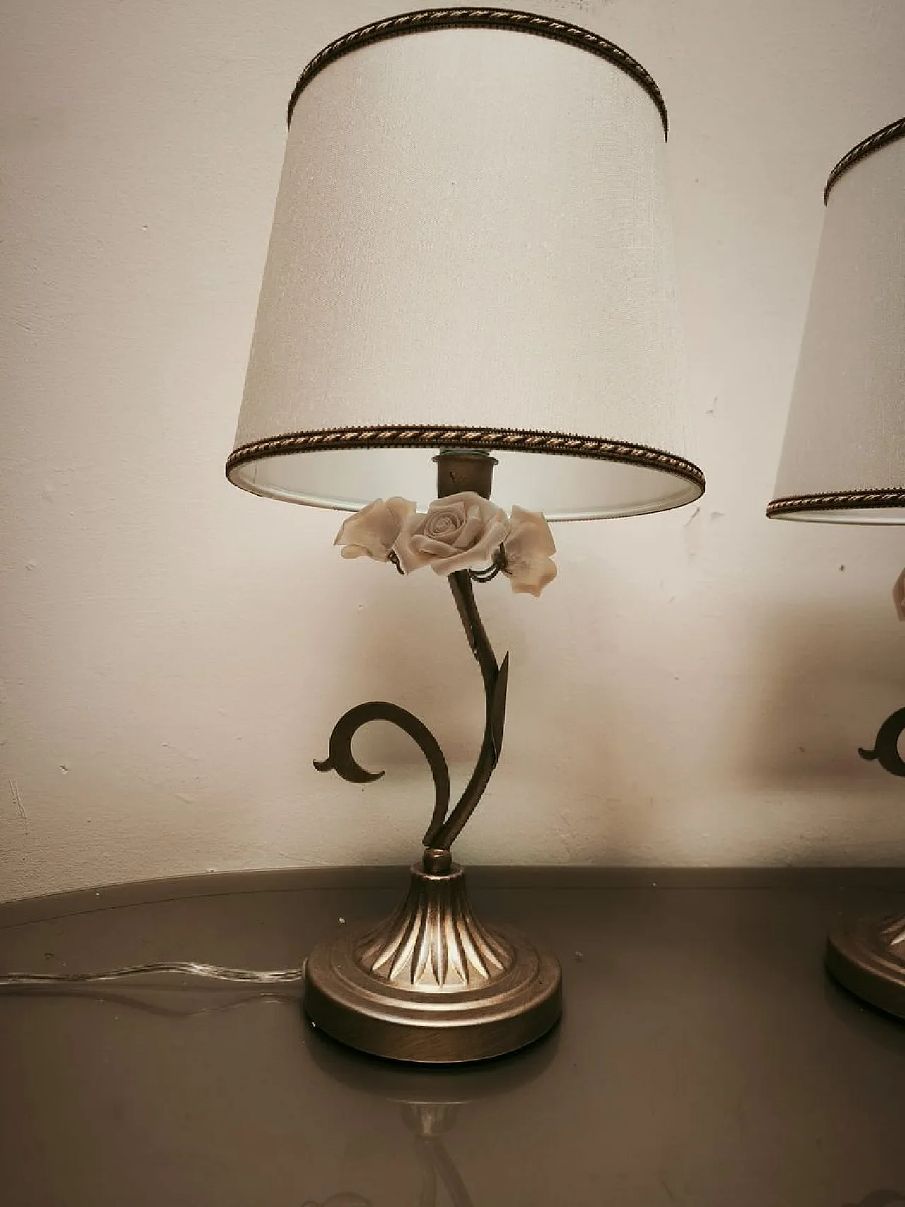 Pair of lamps with ceramic roses and fabric lampshades, 1980s 9