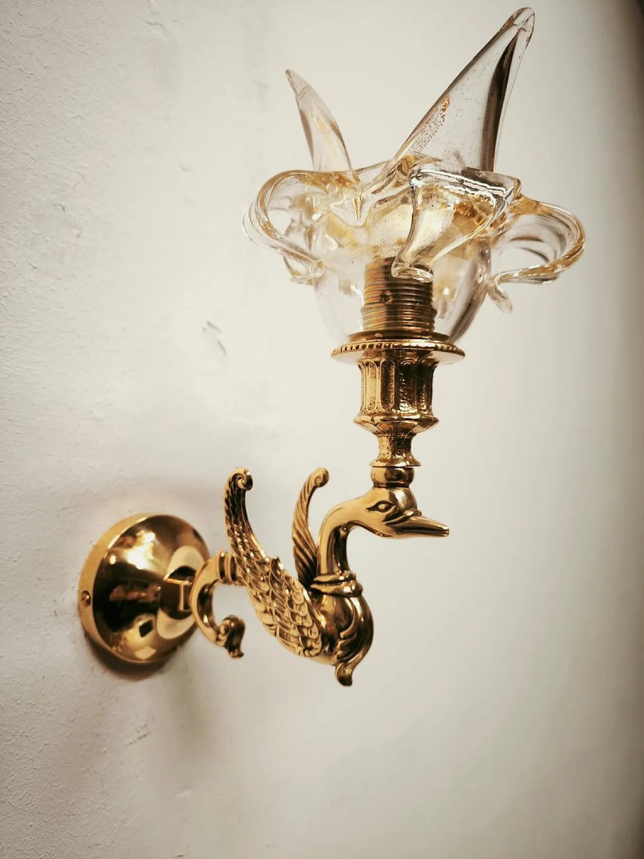 Swan wall lamp with Murano glass, 1970s 11