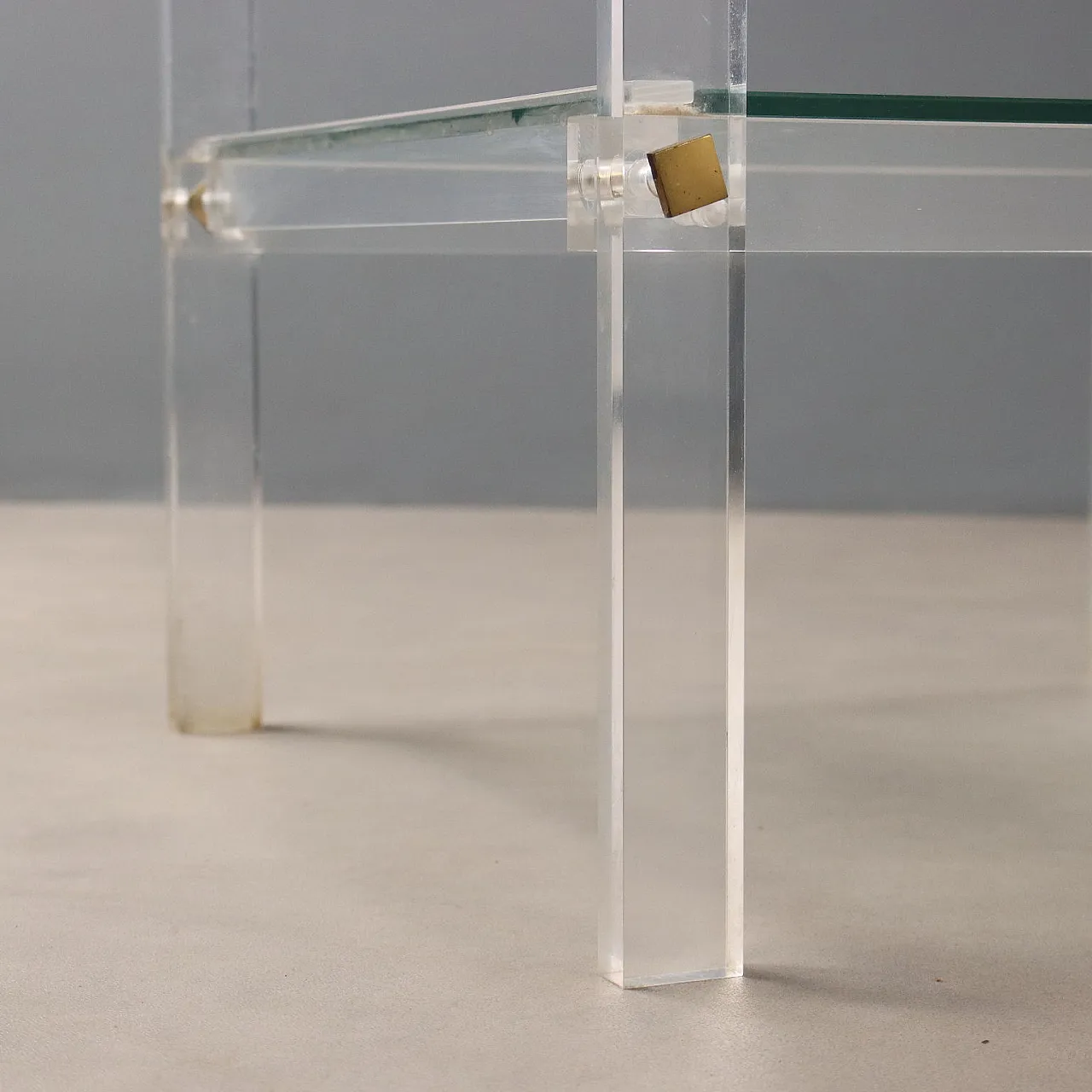 Tavolino con doppio piano in plexiglass e vetro, '900 7