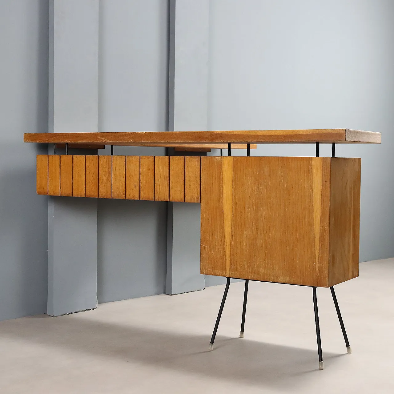 Corner cabinet by Marco Zanuso in oak, 1950s 4