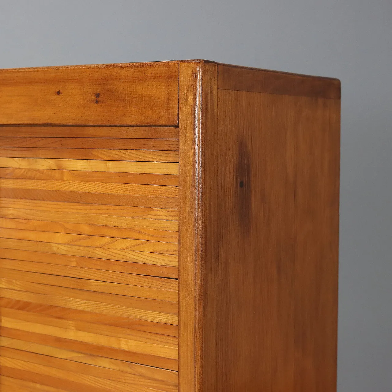Pair of walnut veneered containers with laminate top, 20th century 4