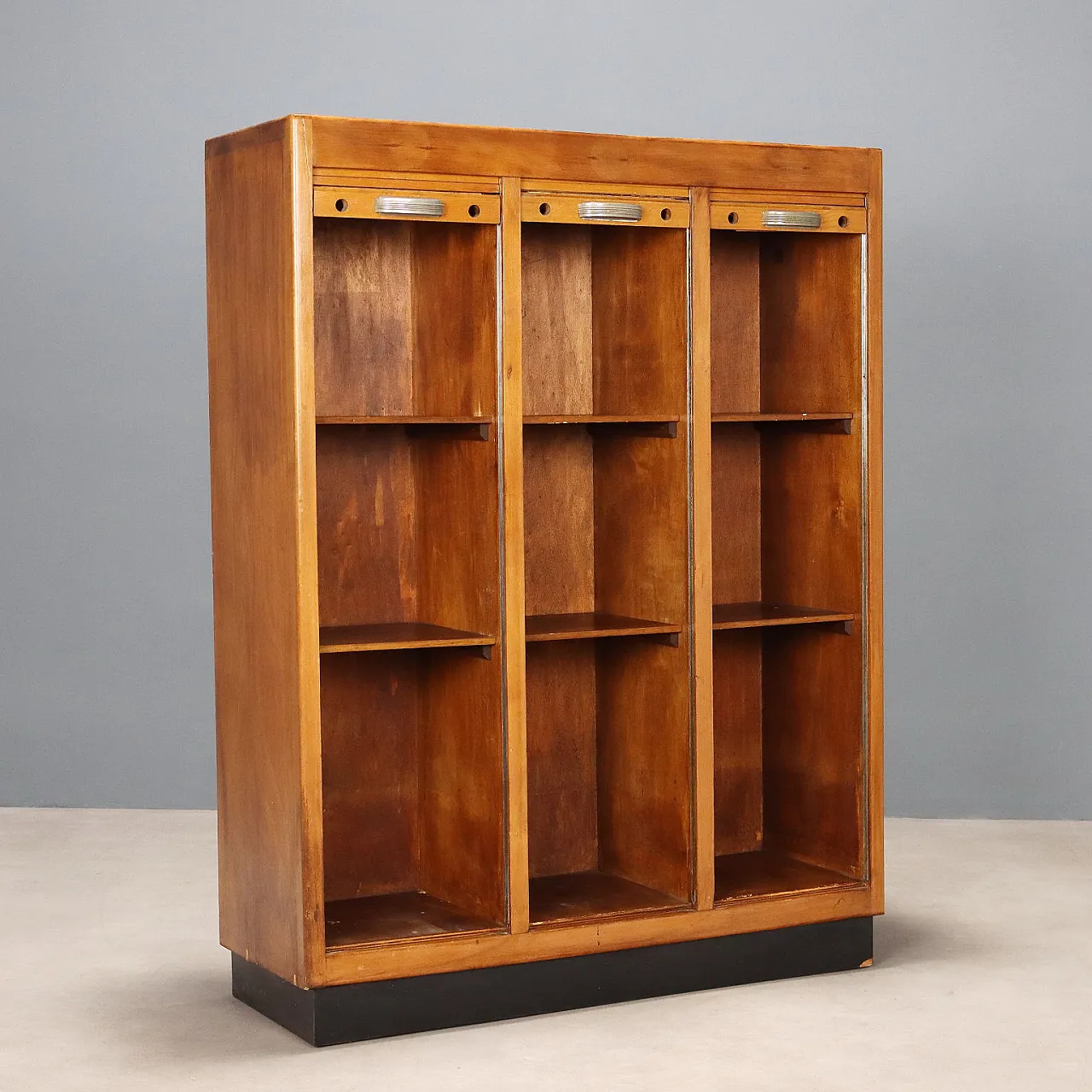 Mobile con ripiani interni in noce formica e alluminio, '900 5