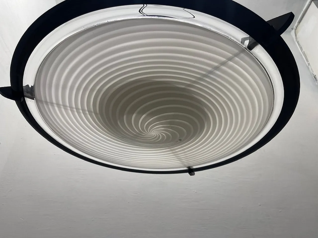 Black and white Murano glass pendant lamp by Paolo Venini, 1980s 10