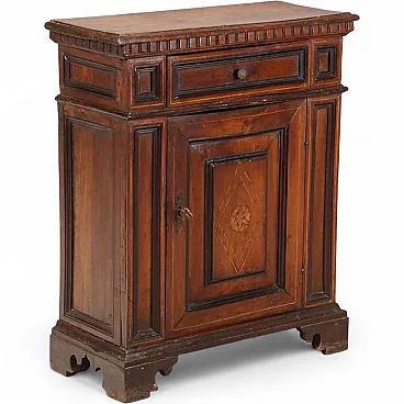 Comodino barocco in noce, primo '700