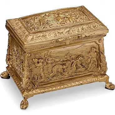 Cofanetto in bronzo sbalzato e cesellato, '900