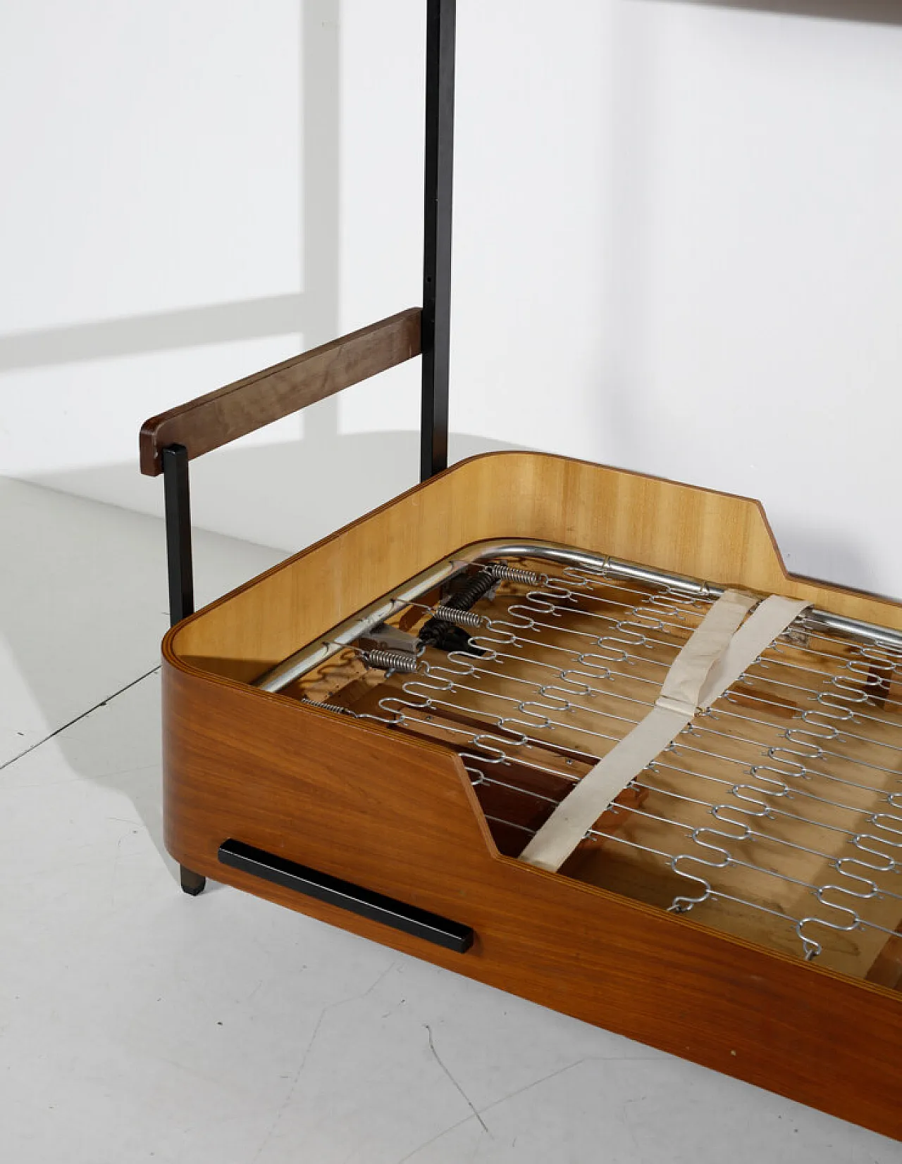 2 Letti modernariato, anni '60 13