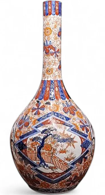 Imari porcelain bottle vase, late 19th century