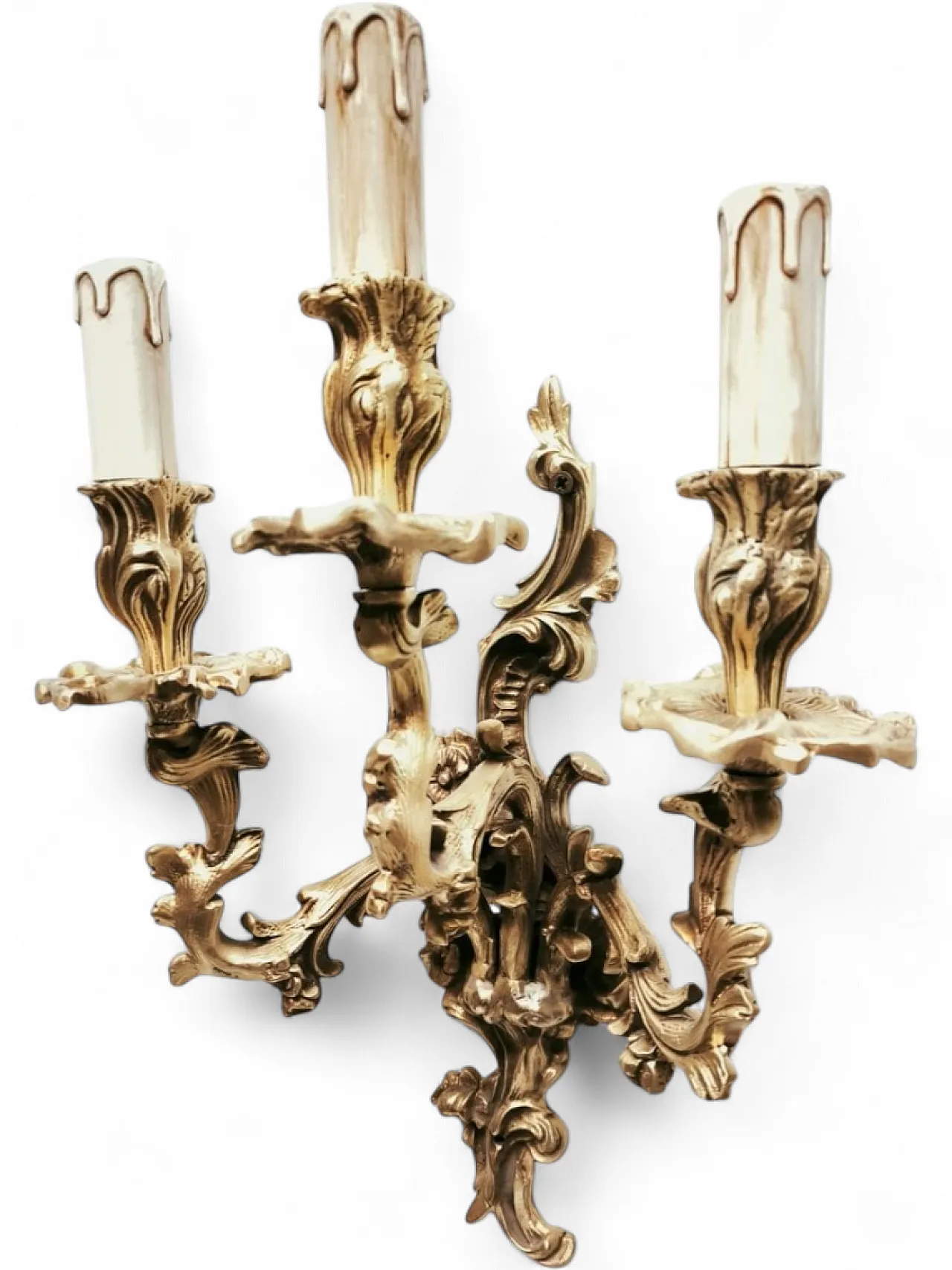Three-light bronze wall lamp, 19th century 21