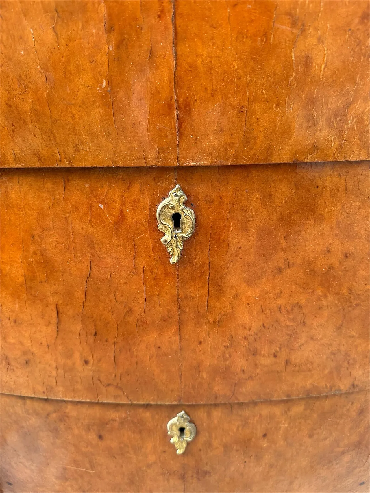 Art Deco walnut dresser, mid-20th century 4