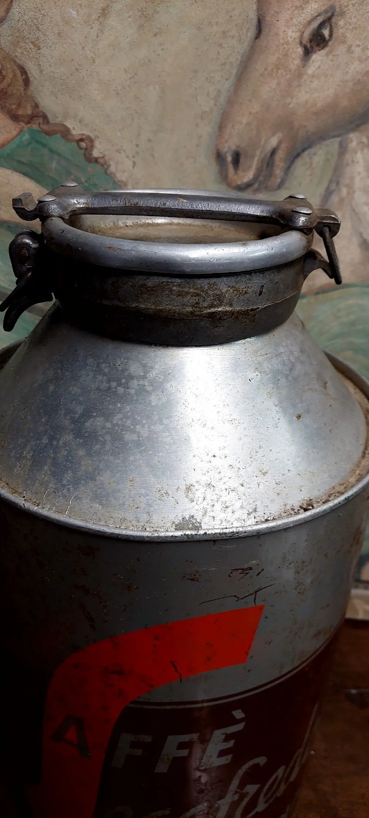 Aluminum coffee canister Segafredo advertising, 20th century 9