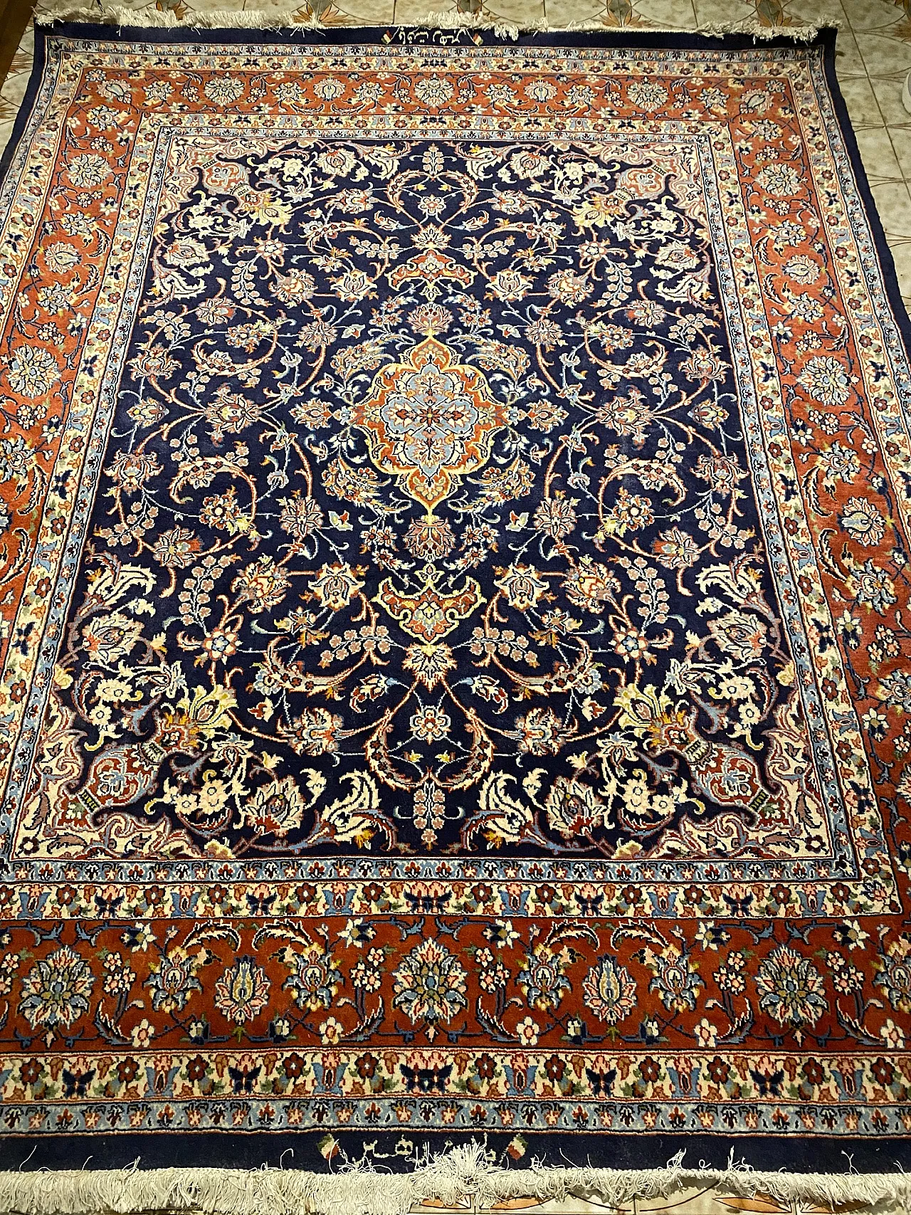 Elegant Persian Kum carpet, 80s 5