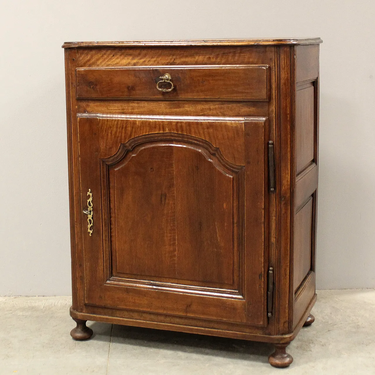 Credenza Luigi XV in noce, '700 1