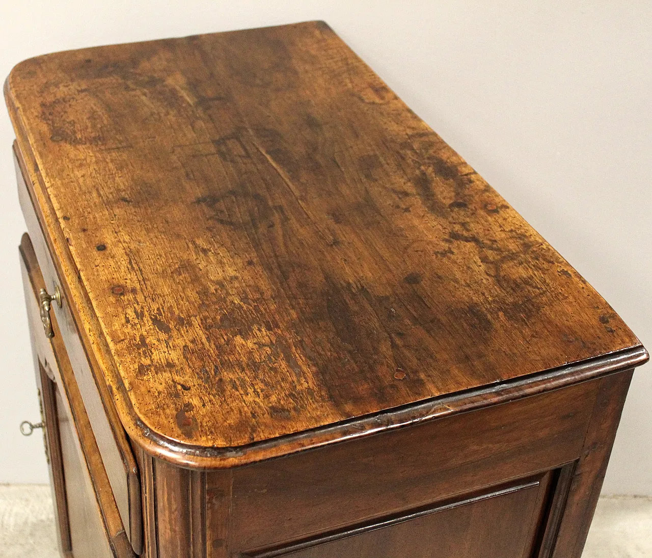 Credenza Luigi XV in noce, '700 8