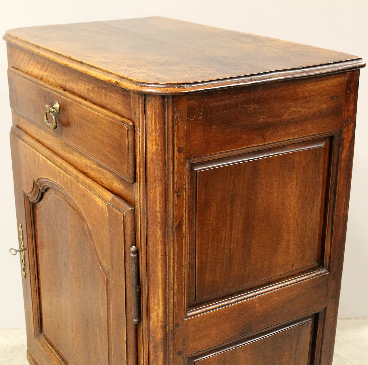 Credenza Luigi XV in noce, '700 10