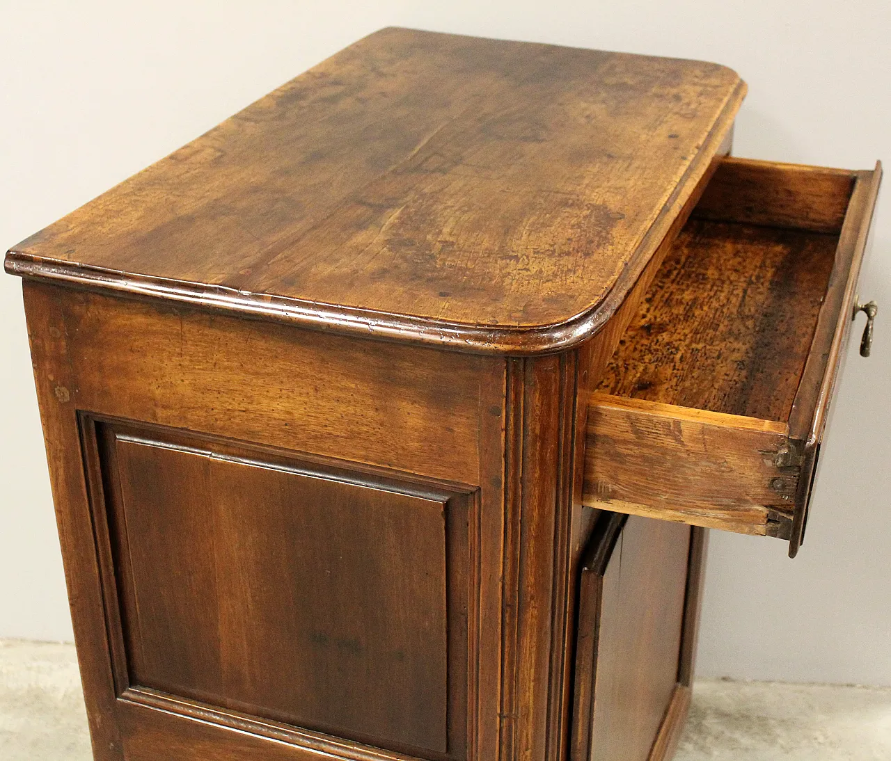 Credenza Luigi XV in noce, '700 13