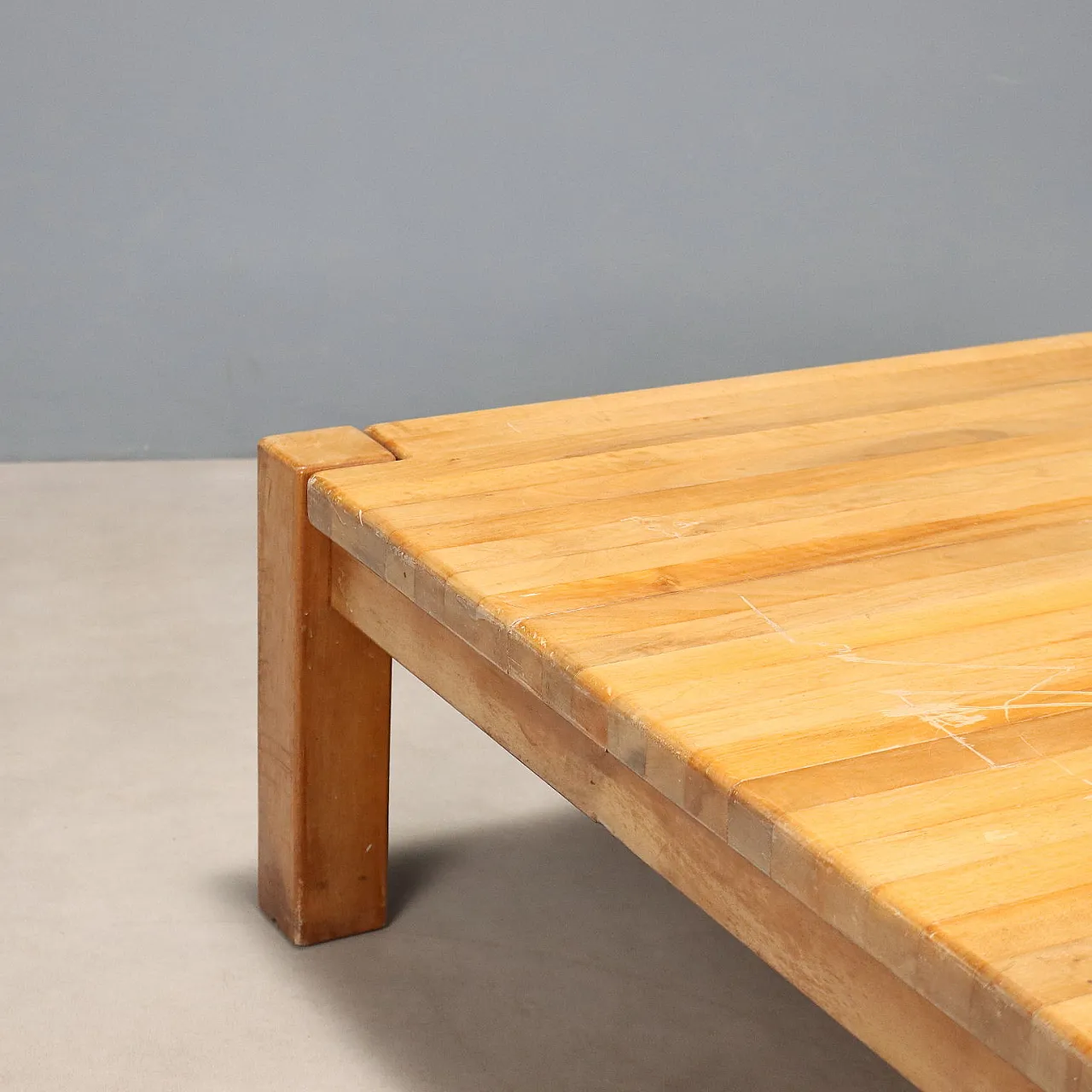 Beech wood center table and plywood top, 20h century 4