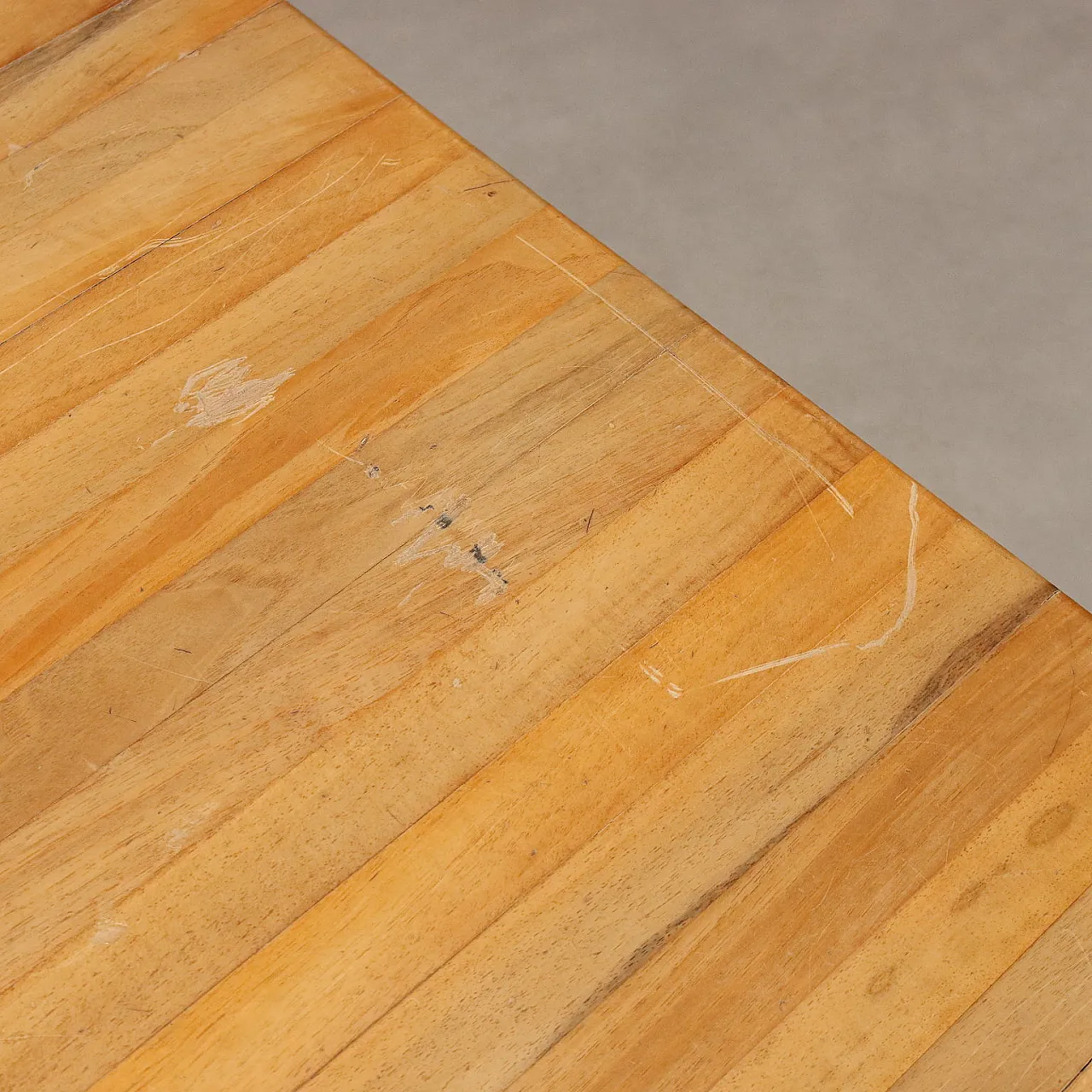 Beech wood center table and plywood top, 20h century 10