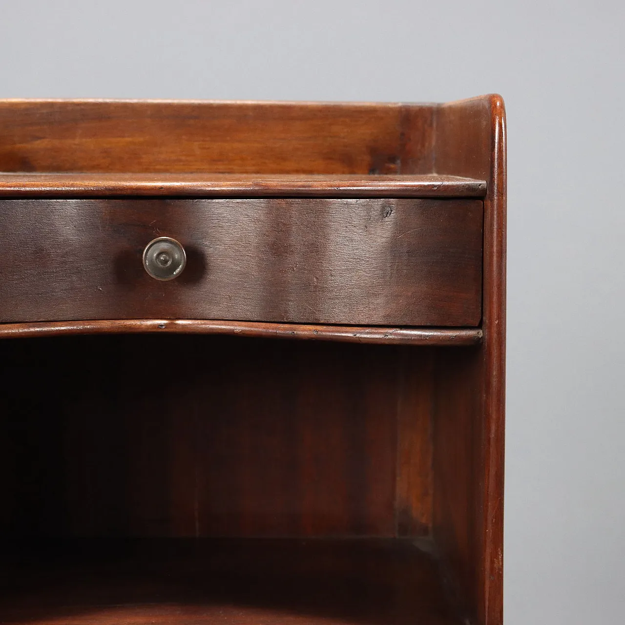 Mahogany bedside table, 20th century 6
