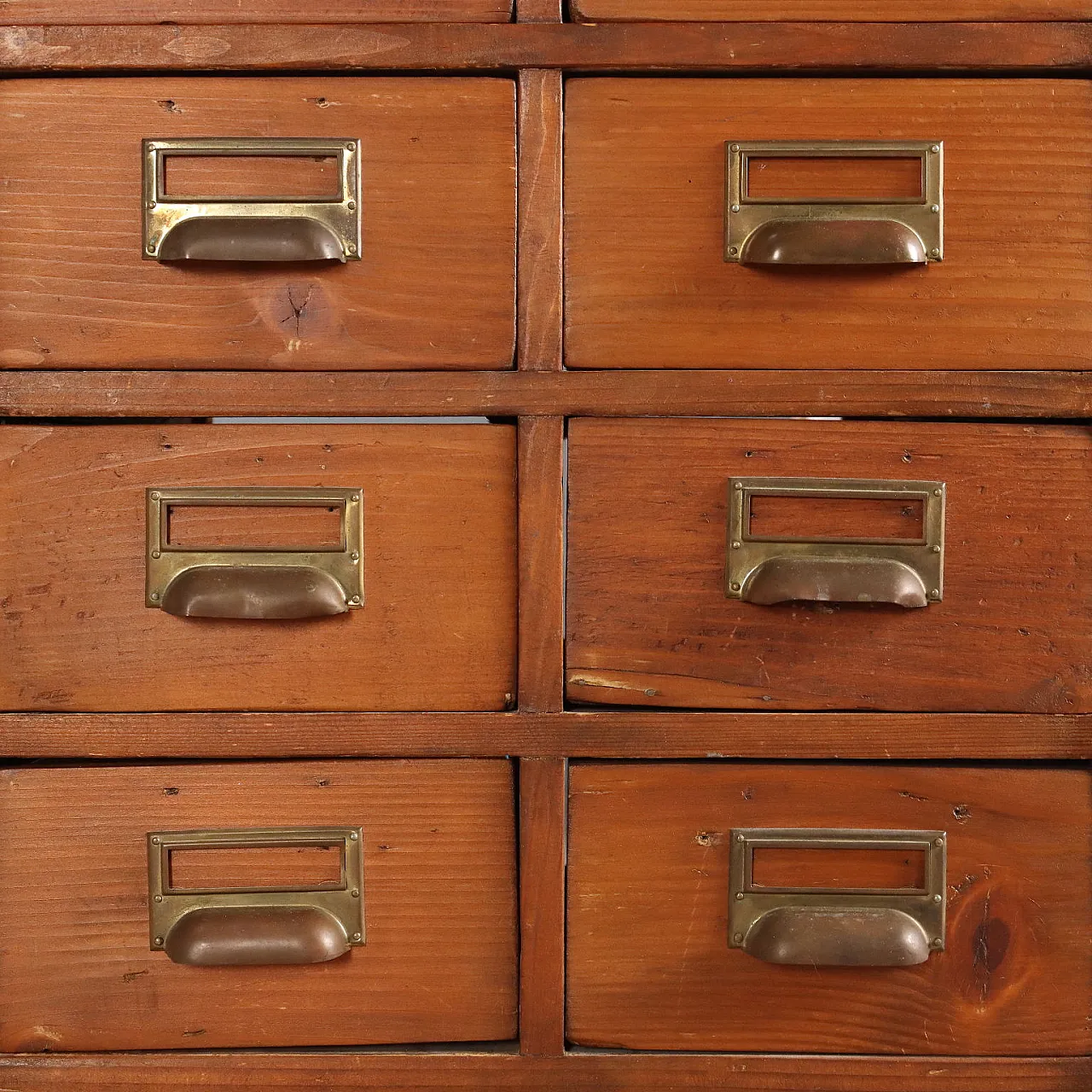 Cassettiera in abete tinto noce, vetro e lamiera, primo '900 6