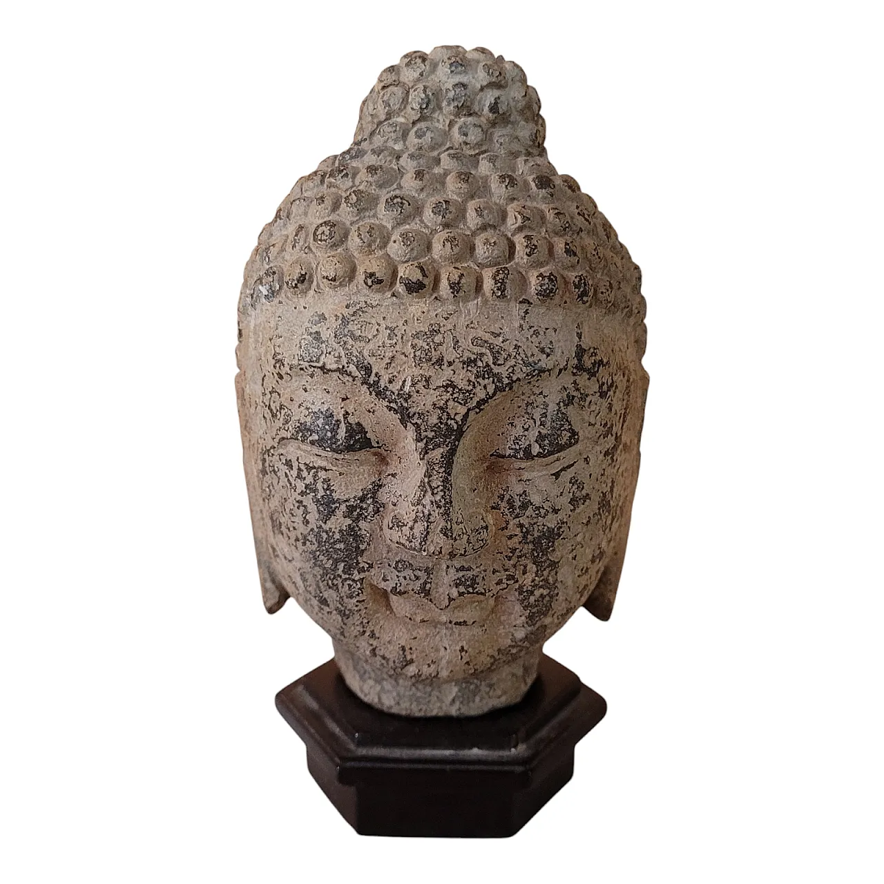 Scultura in pietra su base in legno, Thailandia, del XIX secolo 1