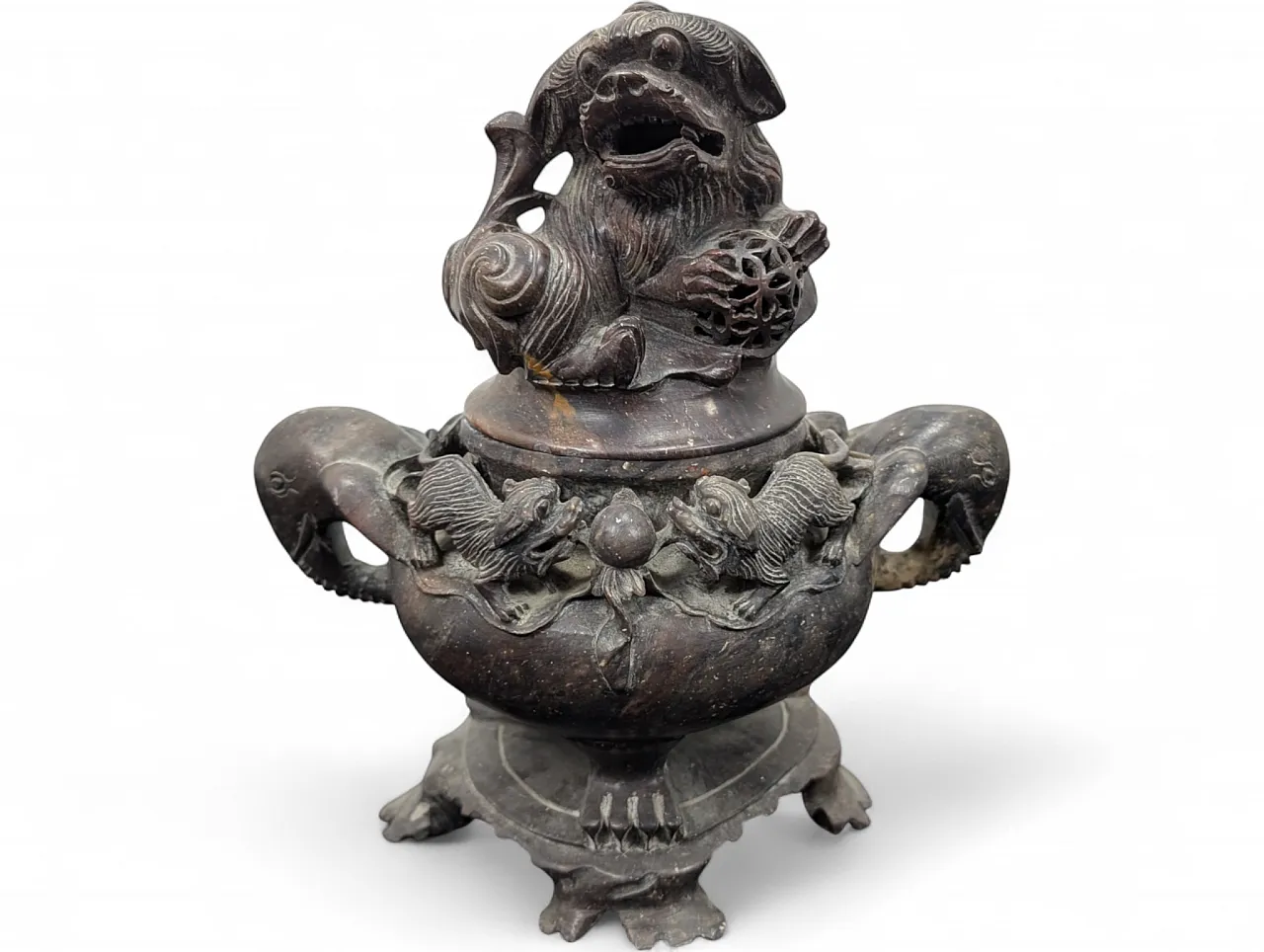 Urna in pietra saponaria di origine orientale, XIX-XX secolo 15