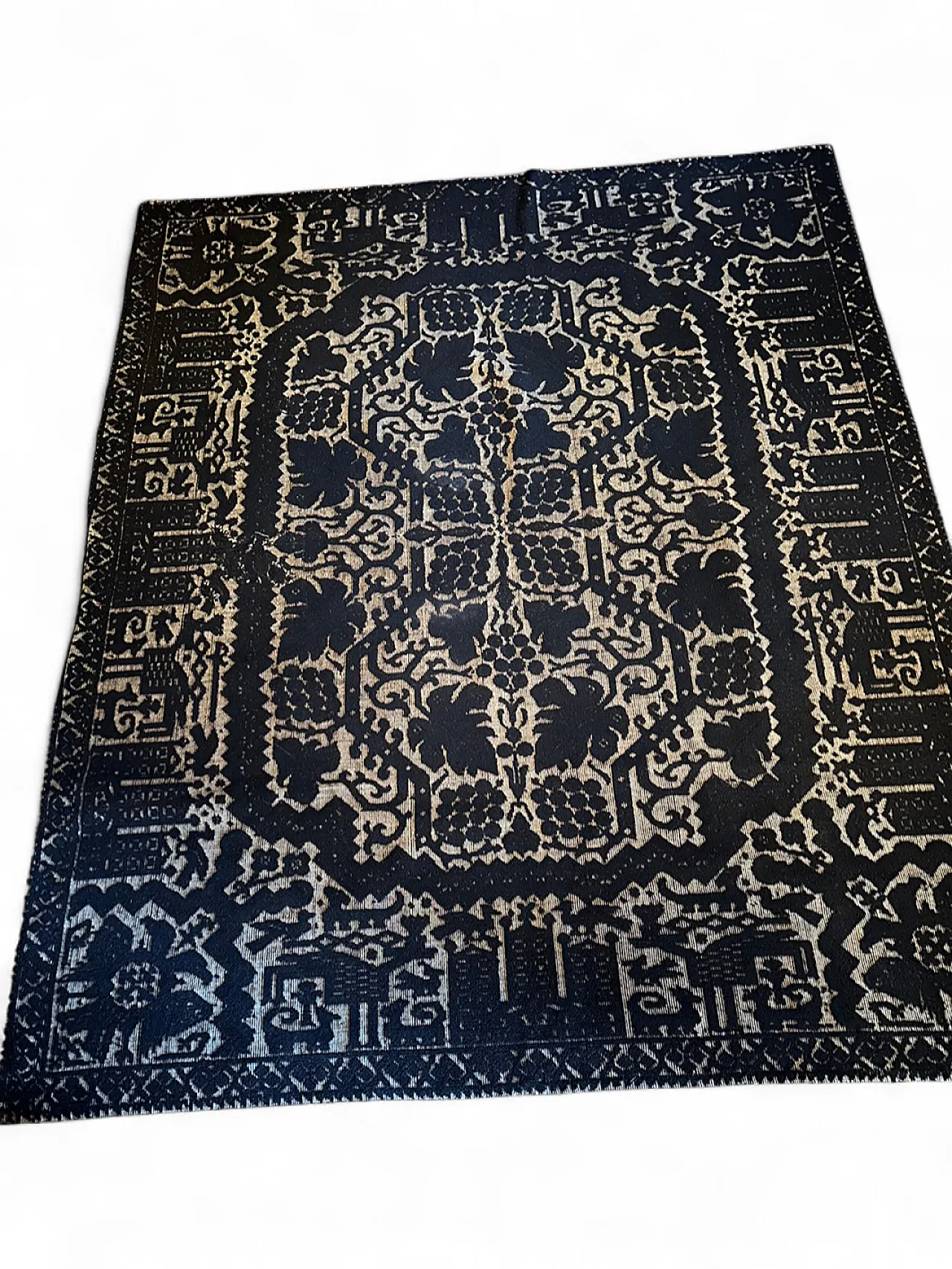 Sardinian Pibiones carpet, early 20th century 8