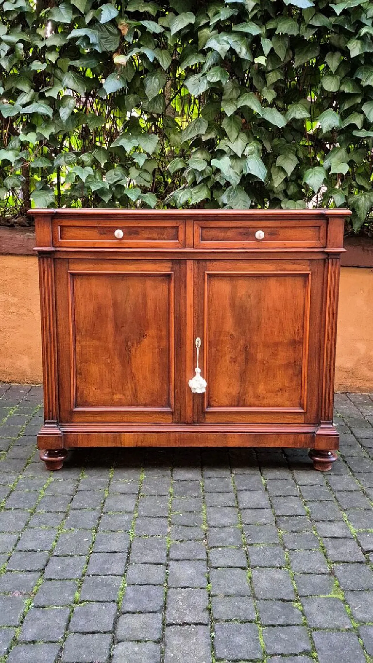 Walnut wood entryway sideboard, late 19th century 1
