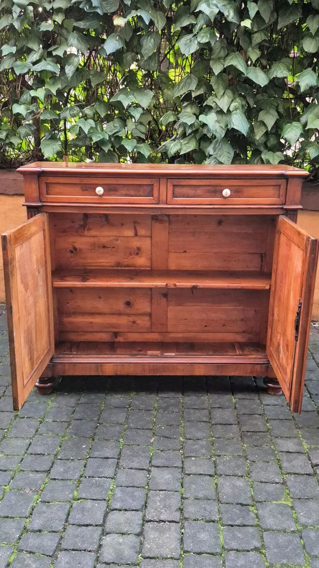 Walnut wood entryway sideboard, late 19th century 4