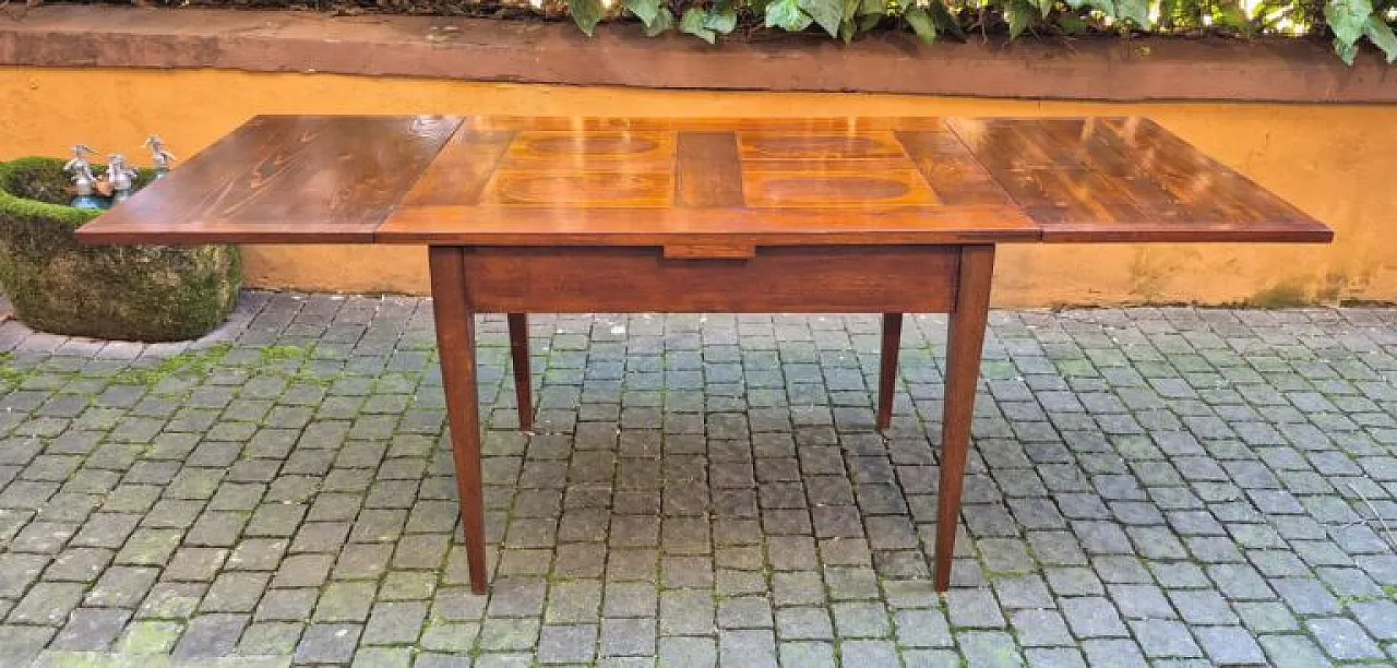 Extendable pull table with geometric threads, 19th century 4
