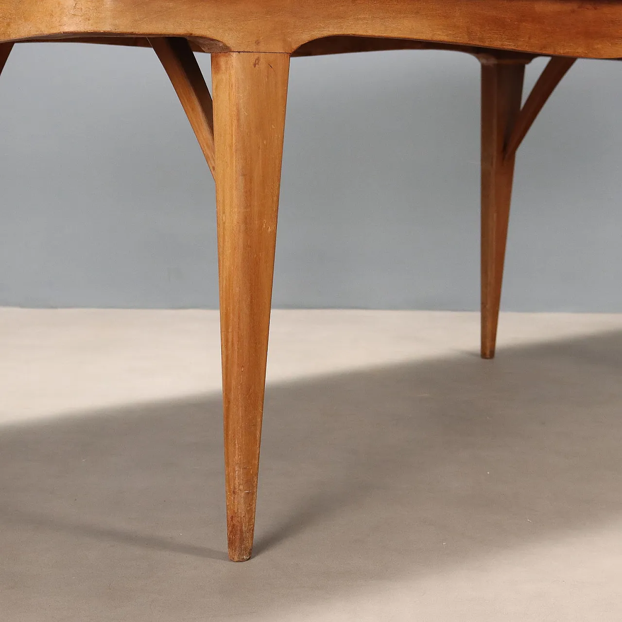 Tavolo in faggio tinto, piano in legno e piano in vetro, '900 6