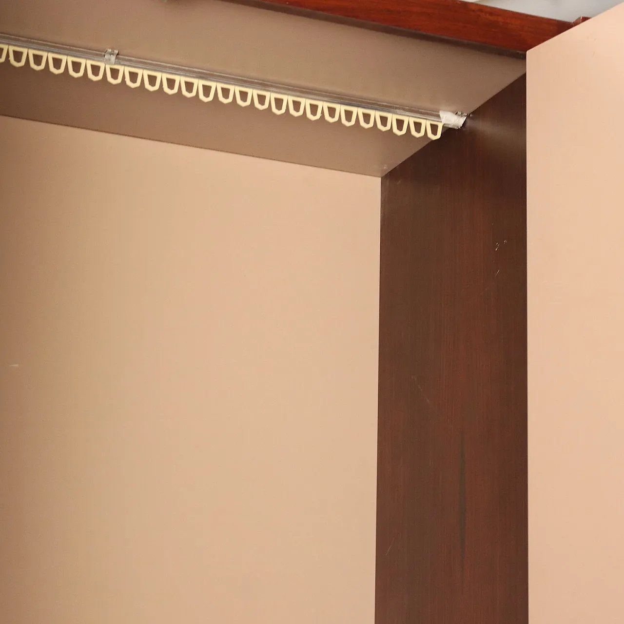 6-door wardrobe plus 6 wooden doors, 20th century 6