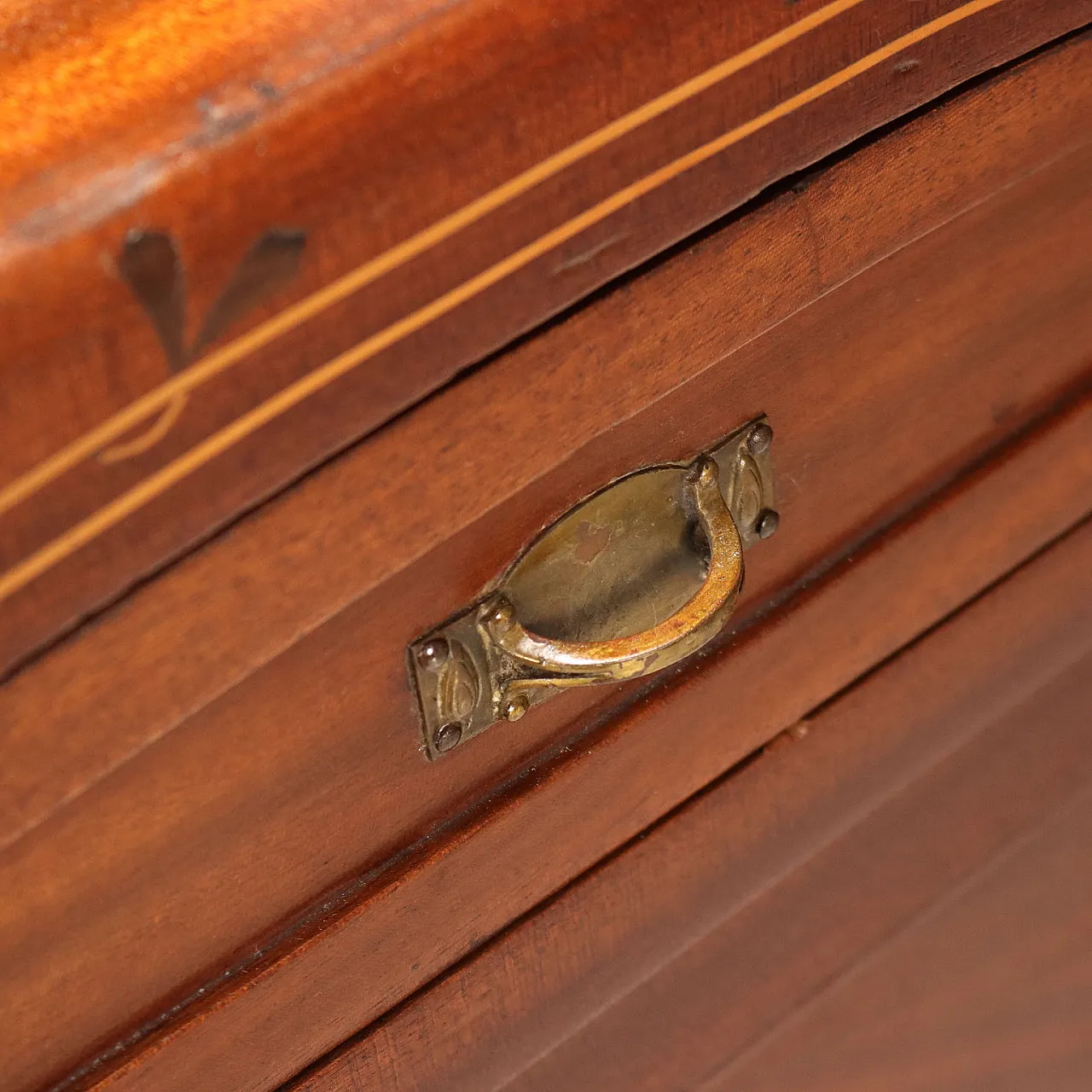 Coppia di comodini in mogano stile liberty, primo '900 7