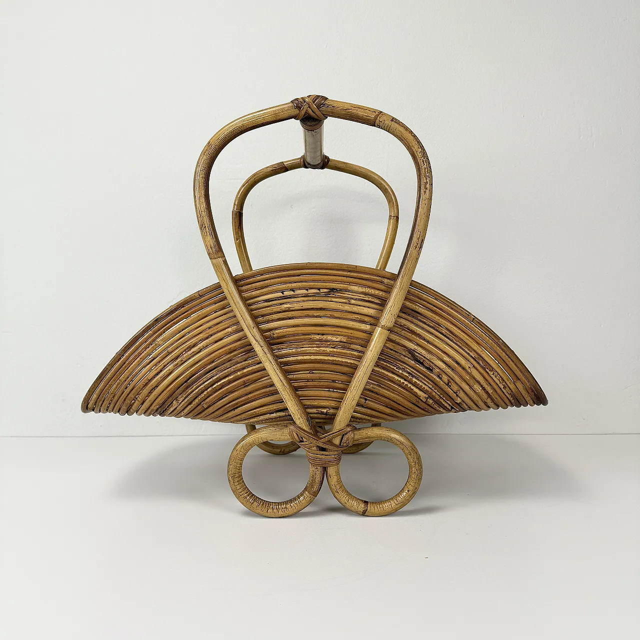 Rush wicker magazine rack from Vivai del Sud, Italy, 1970s 3