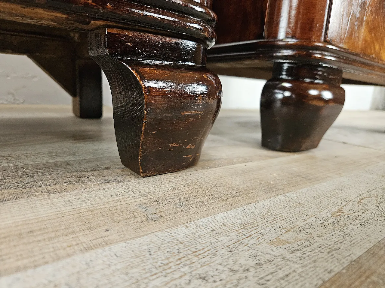 Art Deco bedside tables in briar and iron, 1950s 20