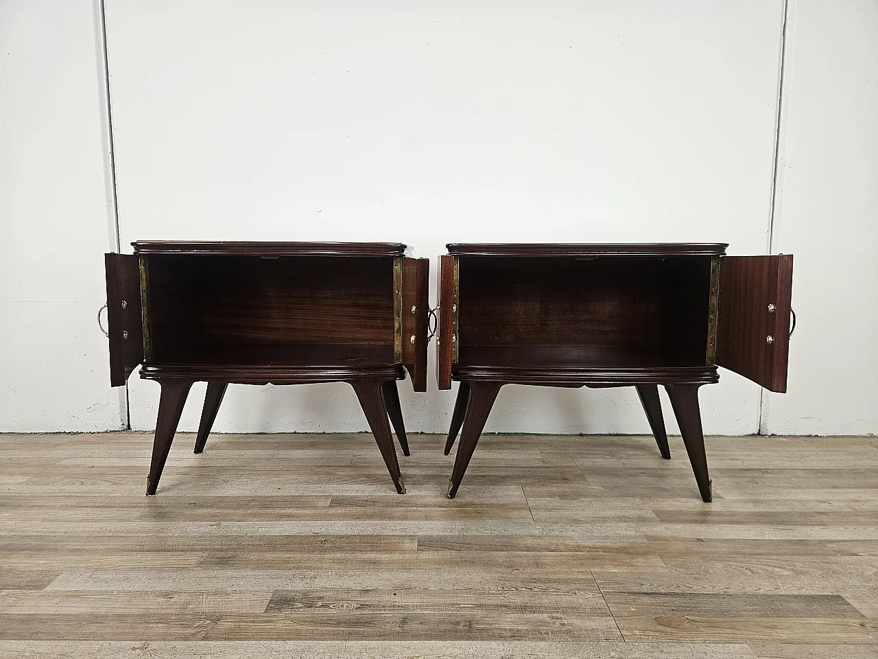 Art Deco bedside tables in mahogany feather, 50s 11