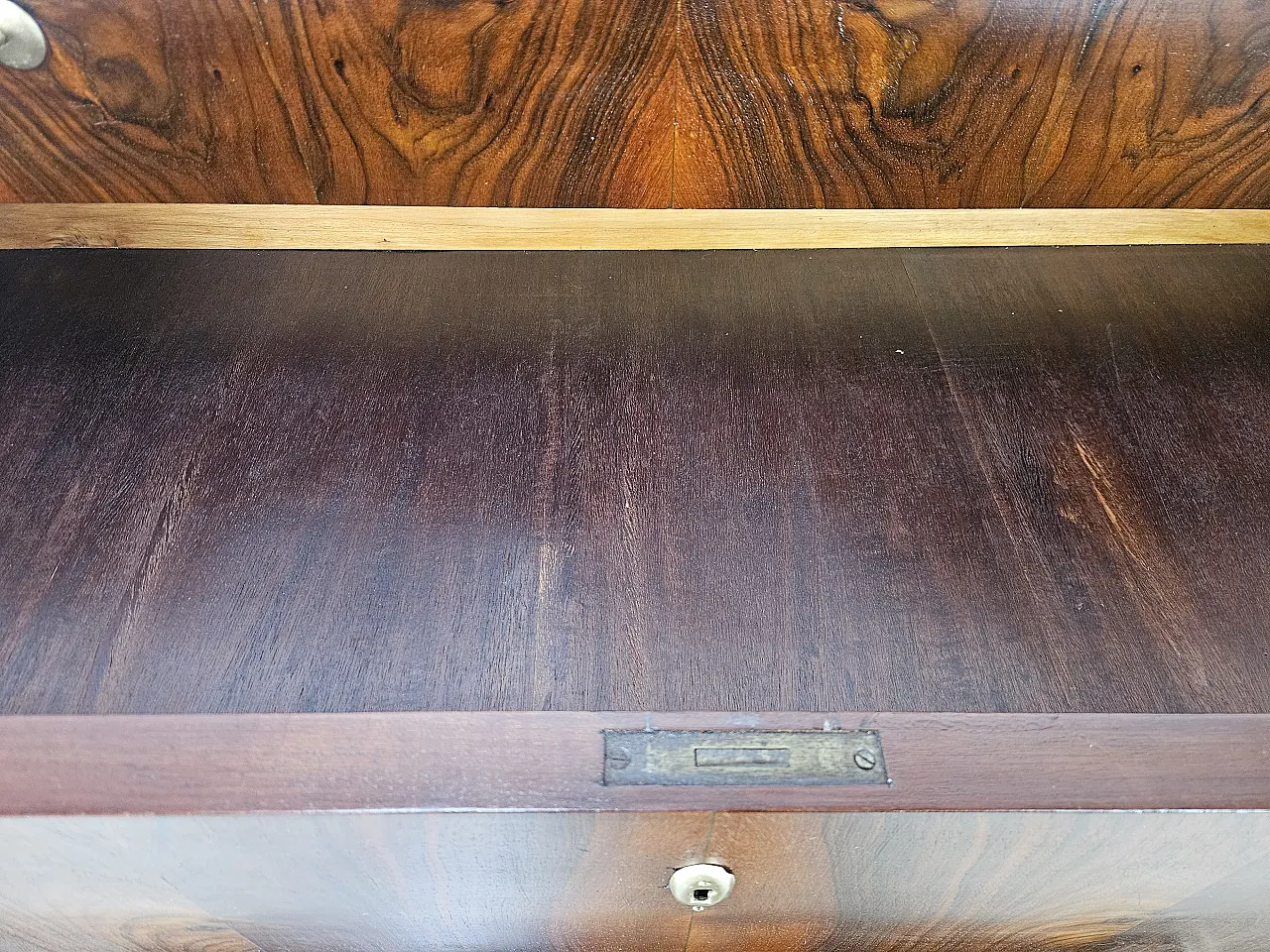 Art Deco dresser in mahogany and pink maple with mirror top, 50s 18