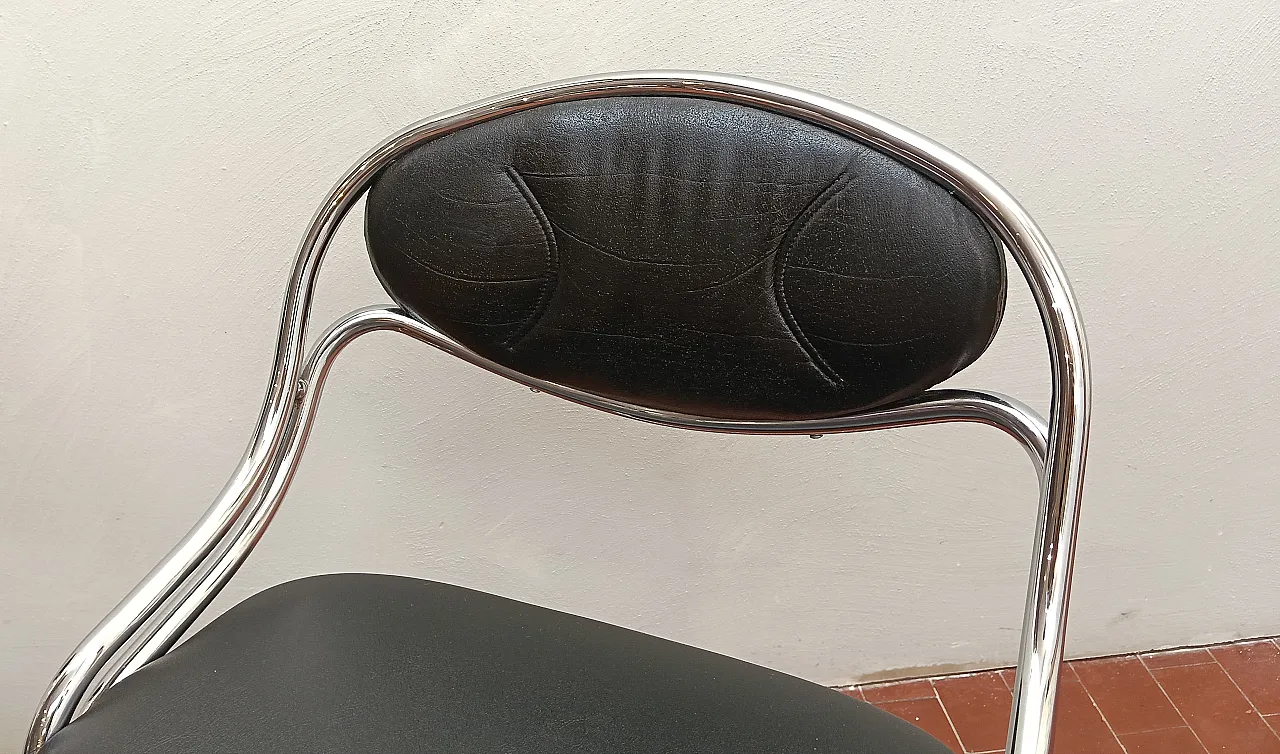 Pair of chairs Bauhaus style, 1970s 10