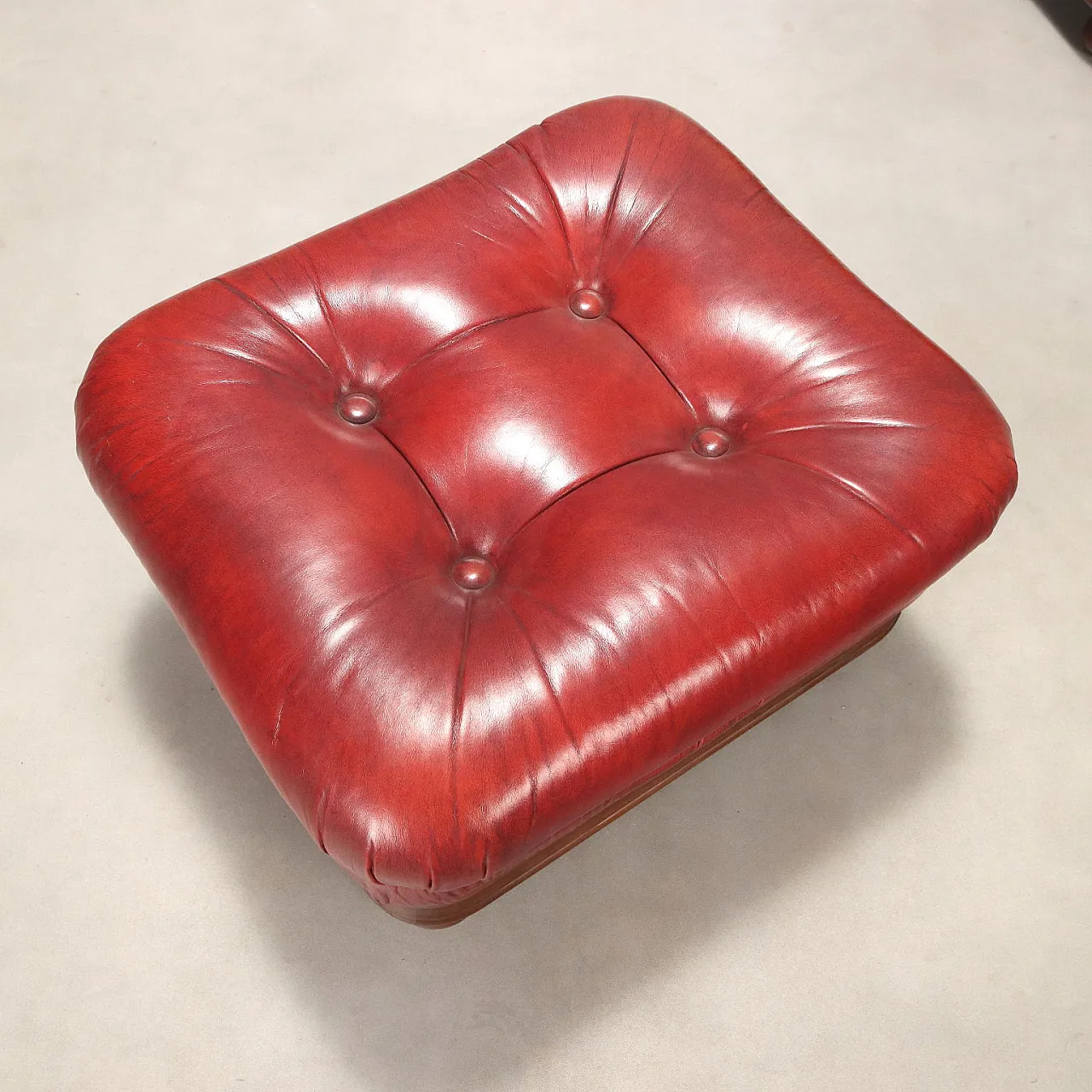 Pair of poufs in walnut stained beech and leather, early 20th century 3