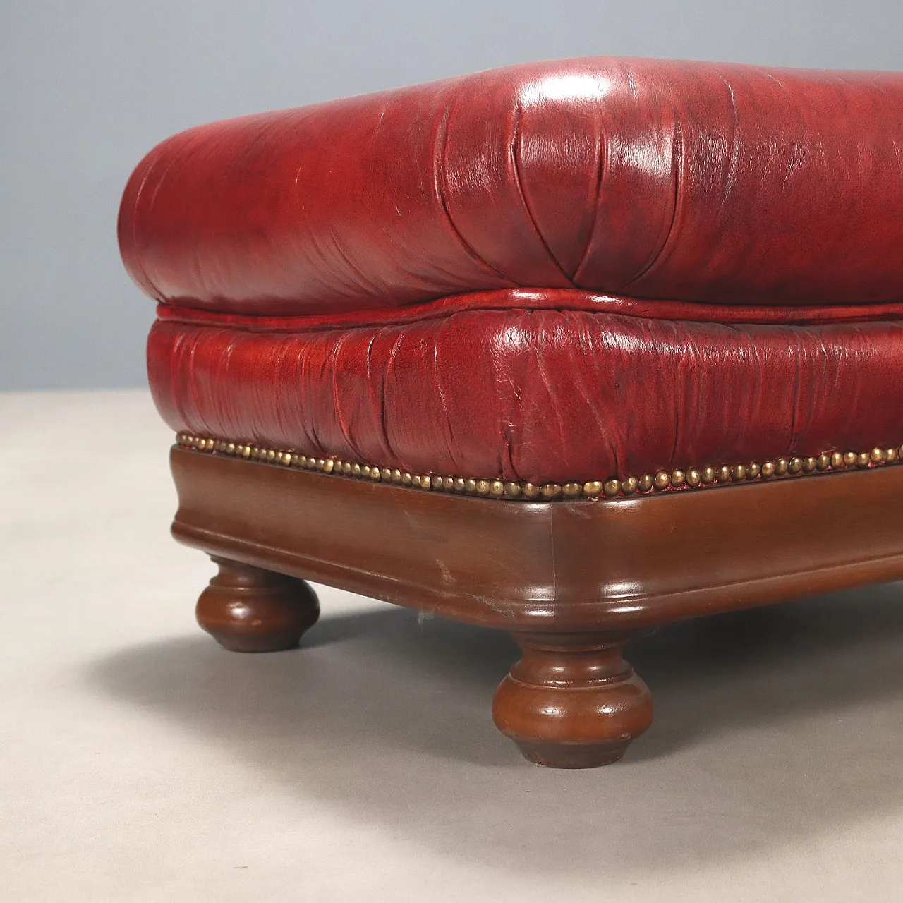 Pair of poufs in walnut stained beech and leather, early 20th century 5