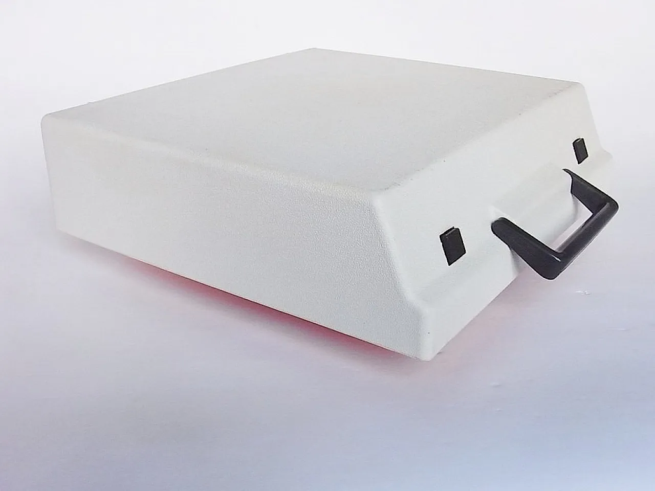 Portable De Luxe Typewriter from Olympia, 1970s 10